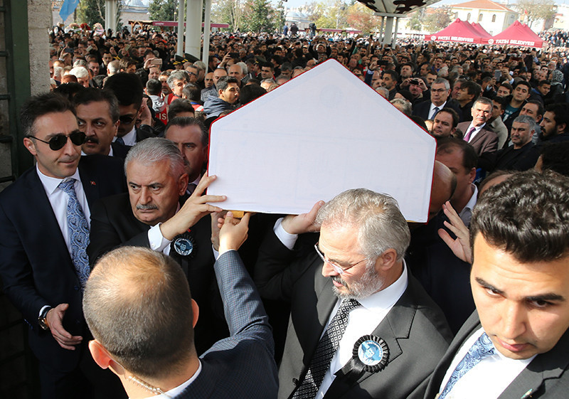 Naim Süleymanoğlu'nun annesi yürek yaktı! - Resim: 1