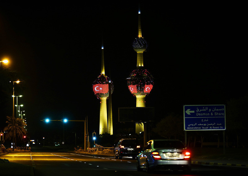 Kuveyt Erdoğan'ı böyle karşıladı bayrak jesti - Resim: 2