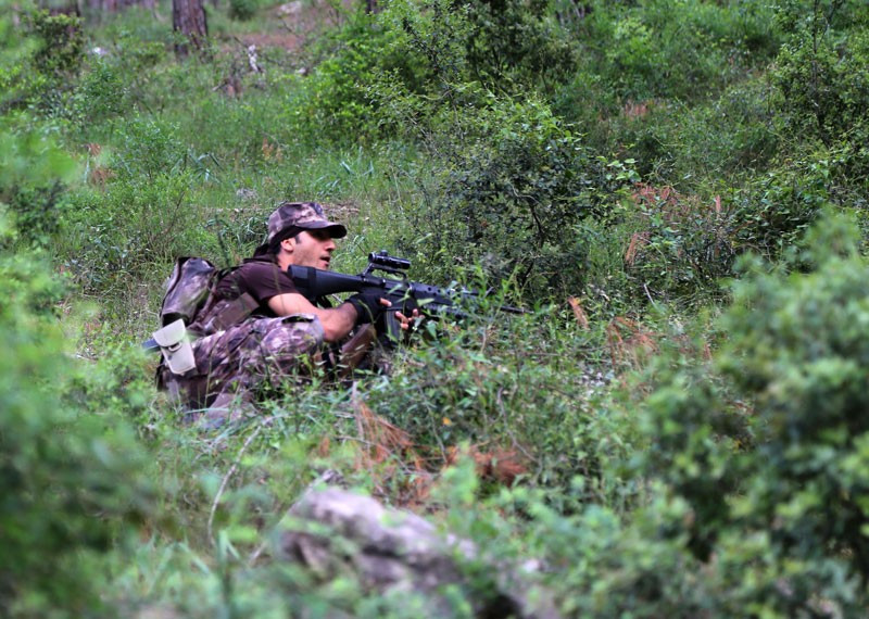 Özel harekat polisinden nefes kesen kovalamaca! - Resim: 4