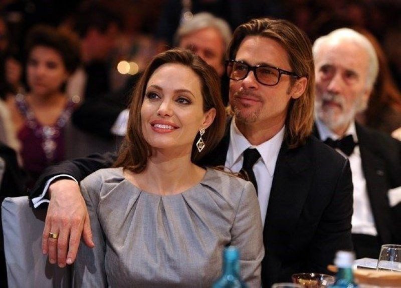 Angelina Jolie'den boşanan Brad Pitt'in yeni sevgilisi Sat Hari Khalsa bakın kim - Resim: 1