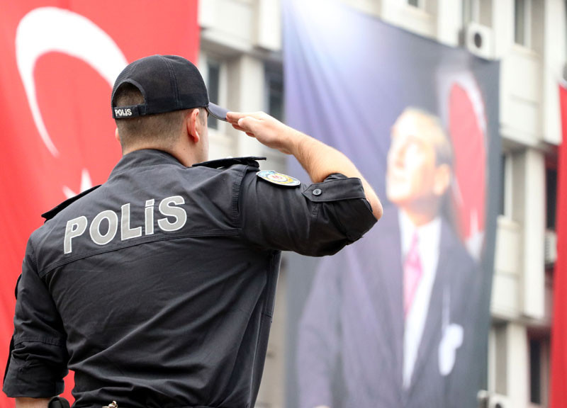 Saat 09:05'te hayat durdu! İşte Türkiye'den 10 Kasım görüntüleri  - Resim: 1