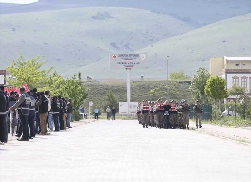 Akın Öztürk'ün son haline bakın darbeden sonra ilk kez görüntülendi - Resim: 4