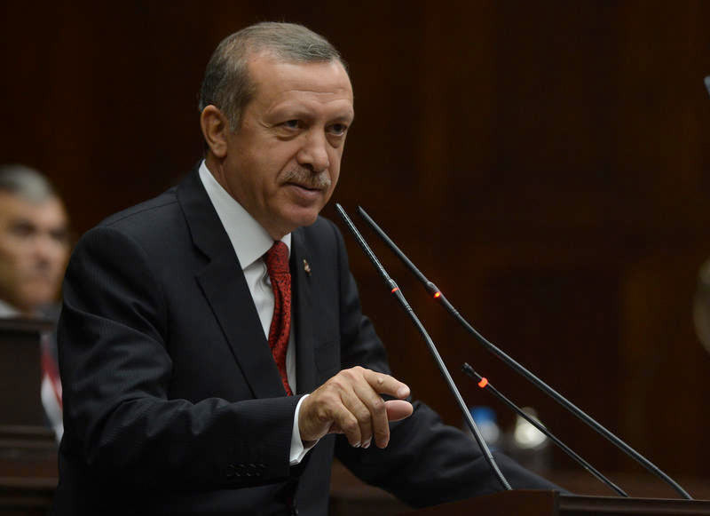 Ünlü oyuncu AK Parti Grubu'nda - Resim: 2