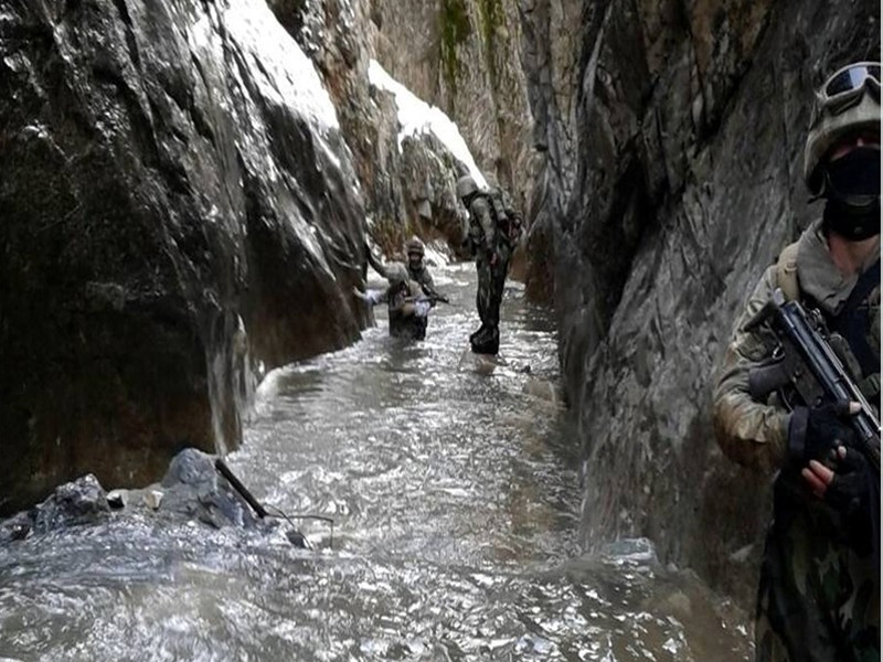 PKK'nın yeraltı hastanesi şok etti! Çıkanlara bakın - Resim: 2