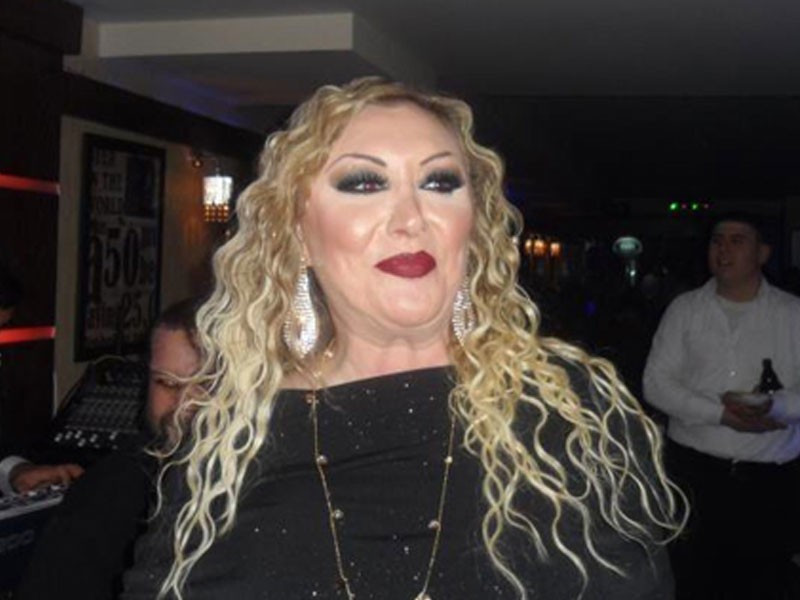 Şarkıcı Güllü tam 70 kilo verdi ama resmen çöktü inanılmaz - Resim: 1