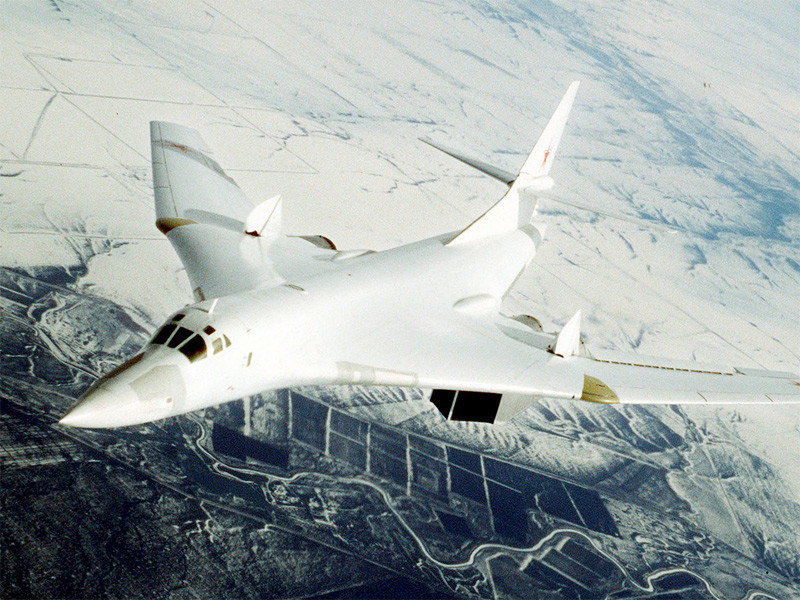 Rusya 'süper bombardıman uçağı'nı görücüye çıkardı - Resim: 4