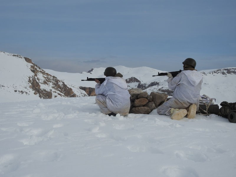 Komandolar ansızın geldi! Erzincan'da operasyon - Resim: 2