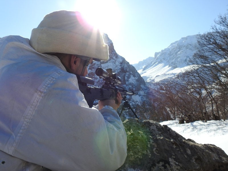 PKK'ya dev operasyon barınakları imha edildi! - Resim: 1