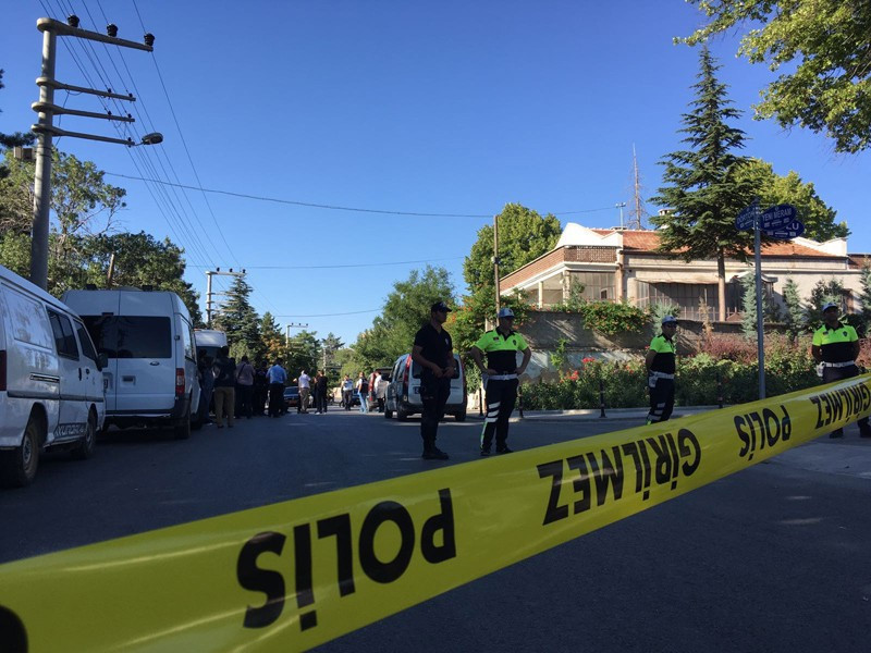 Konya'da villaya DEAŞ operasyonu olay yerinden ilk görüntüler - Resim: 1