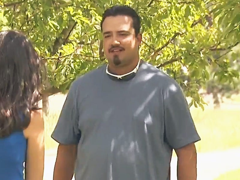 Yüzerken ayağına bir şey takıldı birden bağırmaya başladı - Resim: 1