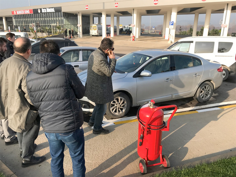 Arabanın arka koltuğunda böyle bulundu - Resim: 2