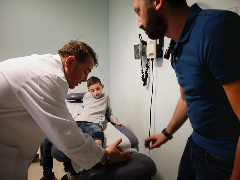 Bacağı kesilecekti şimdi futbol oynuyor - Resim: 2