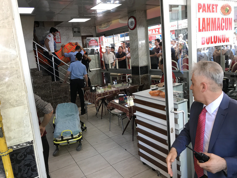 Taciz iddiası ilçeyi karıştırdı linç etmek istediler! - Resim: 4