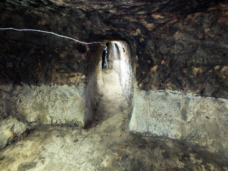 Yozgat'ta gizli kalan yer altı şehrine girildi - Resim: 2