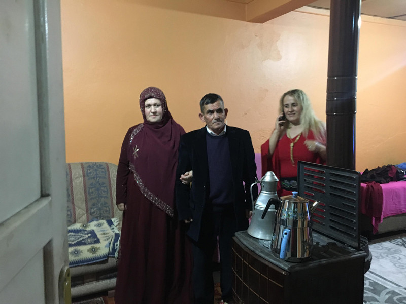 25 yıllık evlilikten sonra boşanan çift, 15 yıl sonra tekrar evlendi - Resim: 4