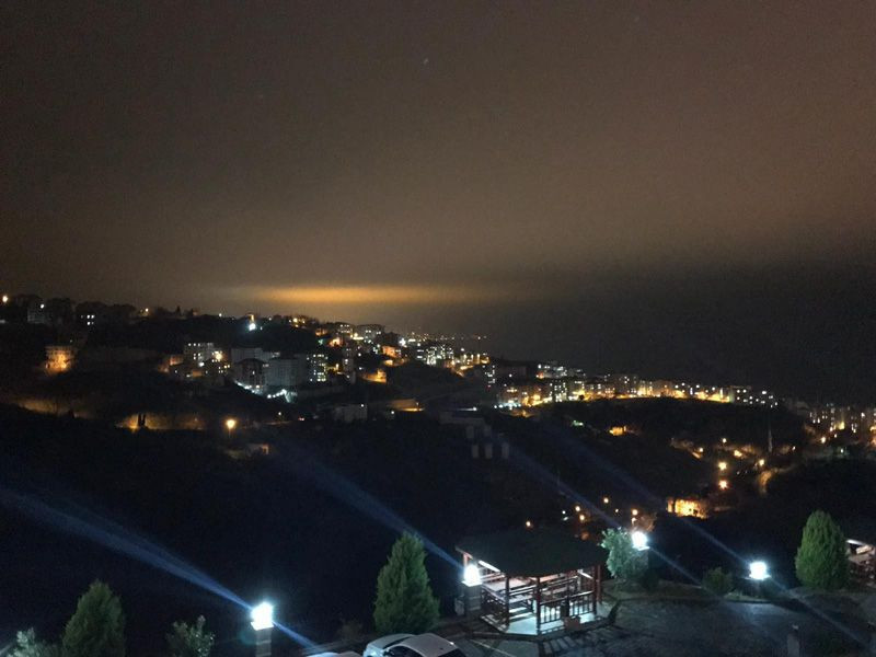 Trabzon'da esrarengiz ışık! Gören UFO mu deyip telefona sarıldı - Resim: 3
