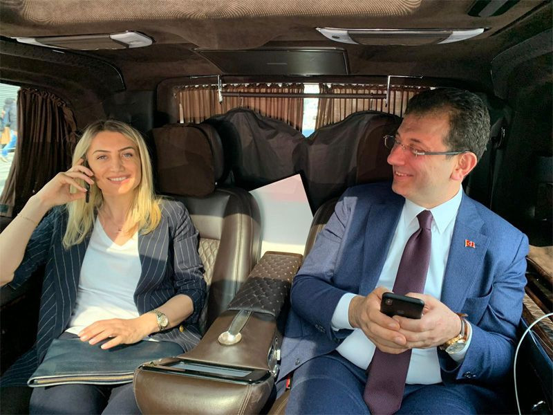 Ekrem İmamoğlu mazbata almaya gelince! Adliyede böylesi görülmedi - Resim: 2