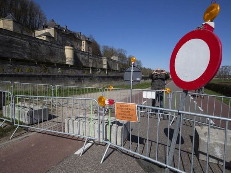 Koronavirüs kanalizasyona sızdı New York'ta seyyar morglar kuruluyor - Resim: 2