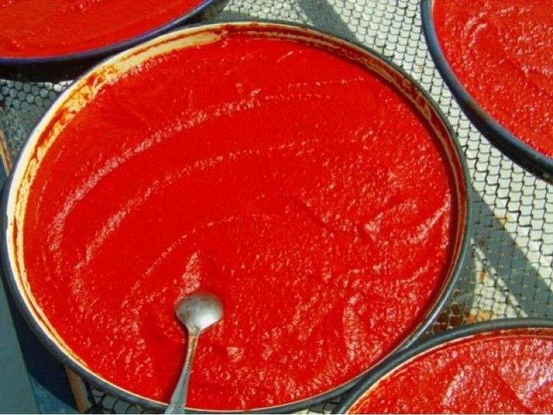 Ev salçası nasıl yapılır metal kaşık kullanmayın! - Resim: 4