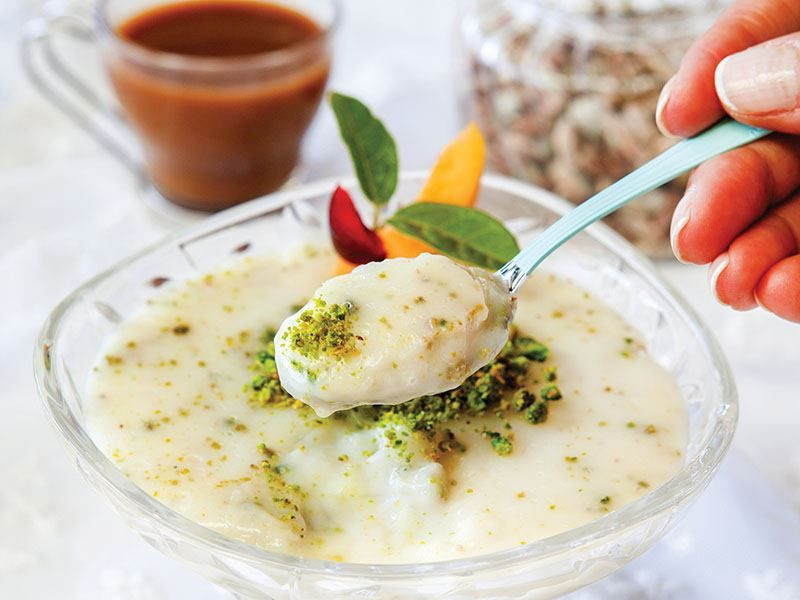 İftar sofralarını süsleyen keşkül tarifi - Resim: 1