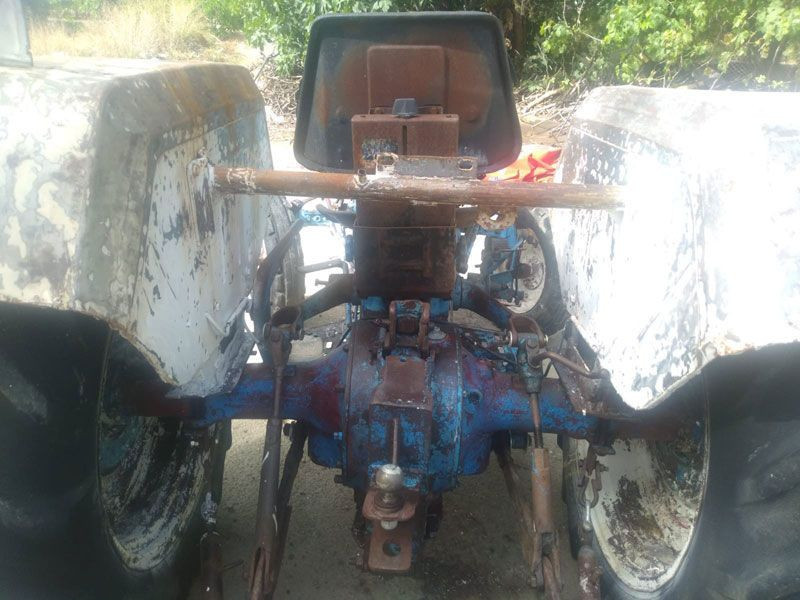 5 bin liraya aldığı traktöre 15 bin lira masraf edip çalışır hale getirdi - Resim: 1