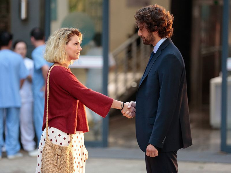 Masumlar Apartmanı dizisi başladı TRT'nin ilk bölüm tanıtımı olay oldu - Resim: 1