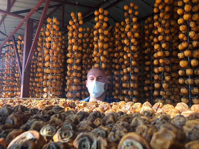 Adana'da eşinin çamaşır kuruttuğu iple başladı şimdi fabrika kuruyor - Resim: 1