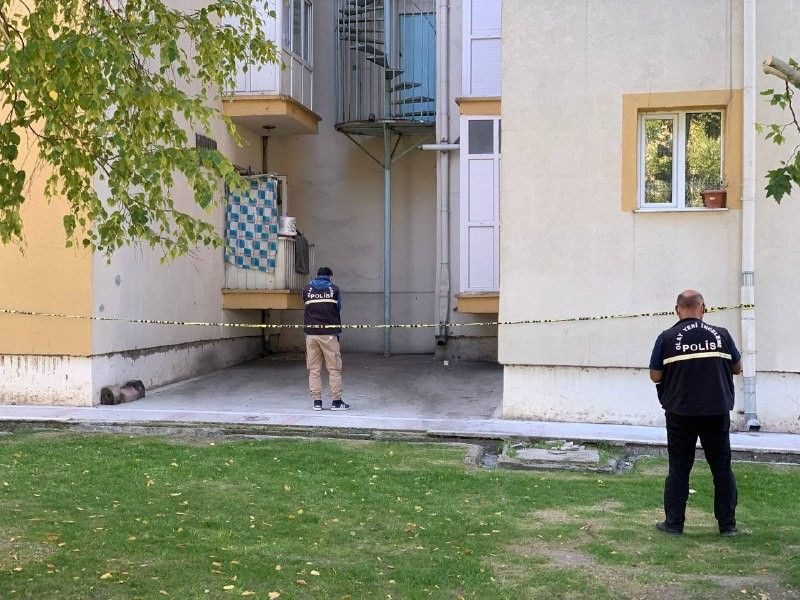 Kayseri'de annesini ziyarete giden kişi 5. kattan düşerek öldü! Anne kalp krizi geçirdi - Resim: 3