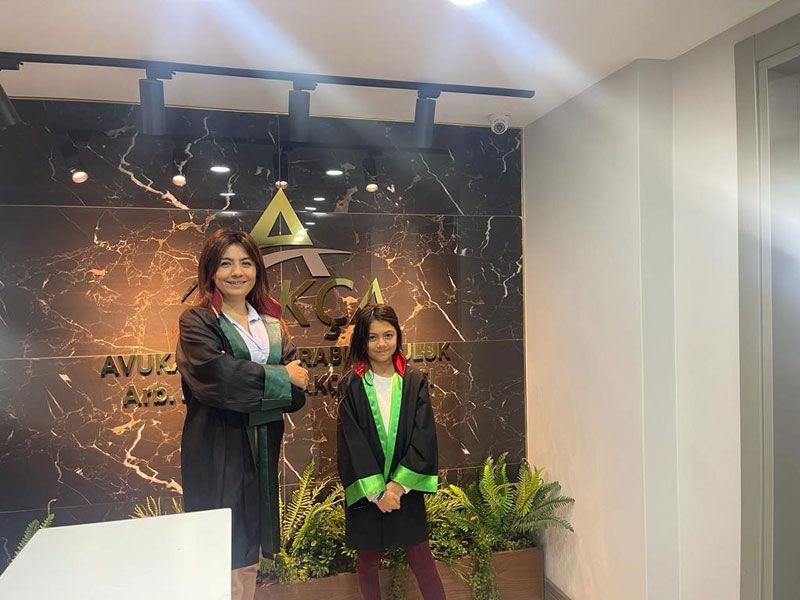 Özel okulun aldırdığı kitap setinin gerçek değerini öğrenince soluğu savcılıkta aldı Bakanlık soruşturma başlattı - Resim: 4