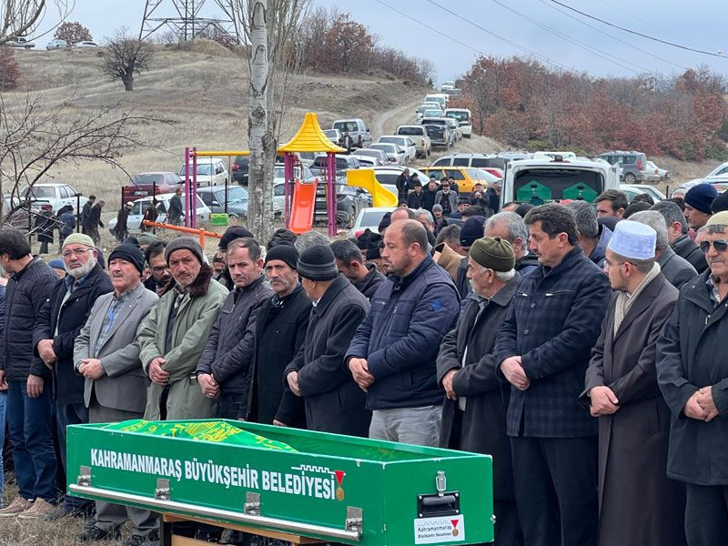 64'ünde ilkokulu 69'unda liseyi bitirdi yeni hedefi üniversiteydi 79 yaşında hayatını kaybetti - Resim: 4