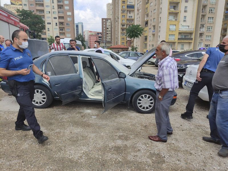 Bursa’da satın alacağı araç noterdeyken yandı - Resim: 3