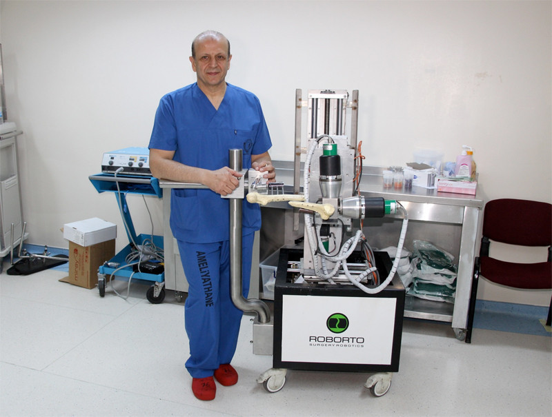 Türk doktor yaptı artık açık ameliyata gerek kalmayacak - Resim: 2