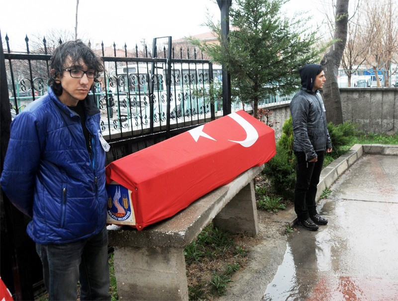 Binali Yıldırım'ın gözleri doldu - Resim: 3