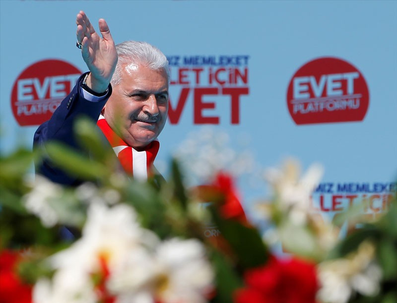 Erdoğan ve Yıldırım İzmir Gündoğan'ı kırmızı beyaza bürüdü - Resim: 3