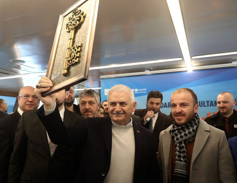 Binali Yıldırım Üsküdar'da hemşehrileriyle bir araya geldi - Resim: 3