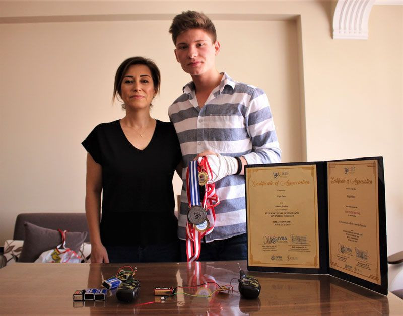 Liseli Yiğit gördüğü trafik kazasından ilham alarak yaptı dünya 3. oldu - Resim: 3