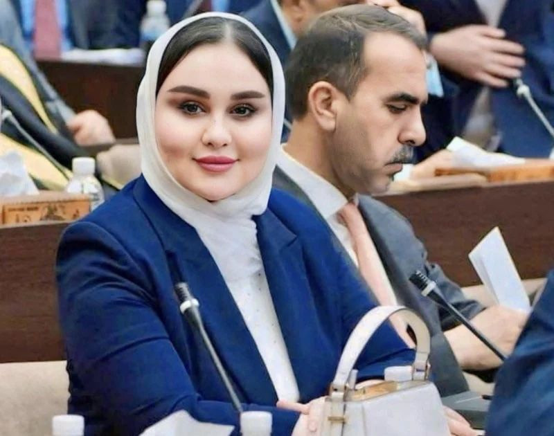 Dünya Iraklı milletvekilini konuşuyor! Evinden altın iç çamaşırı çıktı - Resim: 4