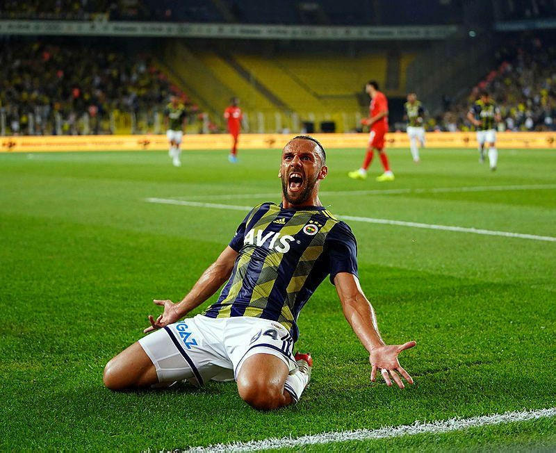 Vedat Muriç'in füzesi Fenerbahçe taraftarını çıldırttı - Resim: 3