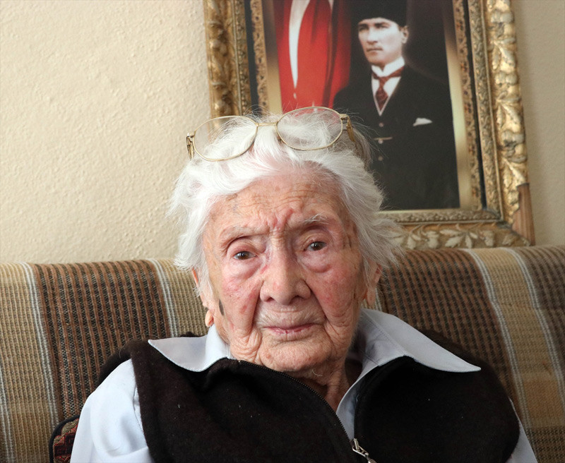 Emekli öğretmen o gün Atürk'ü göremeyince - Resim: 4