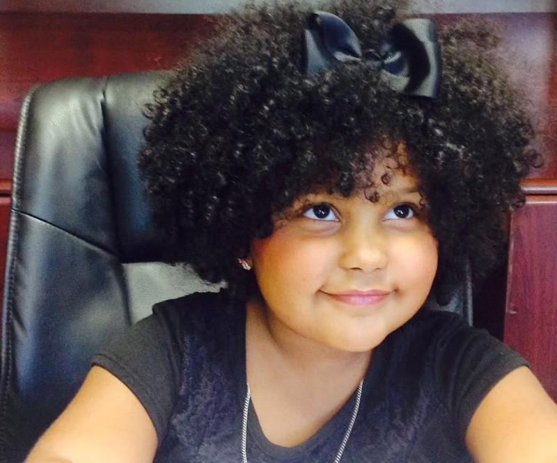 4 yaşında ama 1000'den fazla kitap okumuş! - Resim: 2