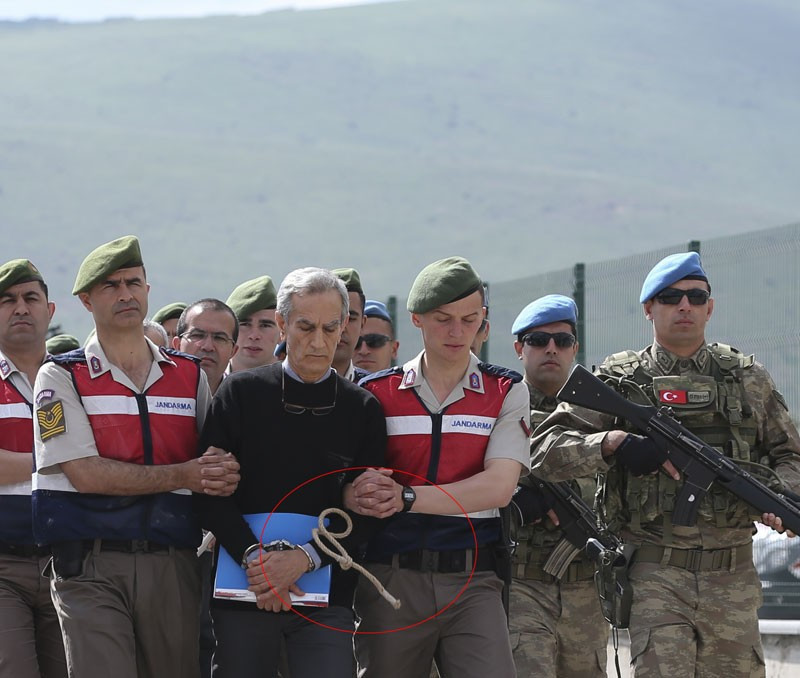 Akın Öztürk'ün son haline bakın darbeden sonra ilk kez görüntülendi - Resim: 2