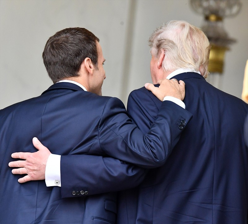 Macron Trump için Eyfel kulesini kapattı helikopterler uçtu! - Resim: 2