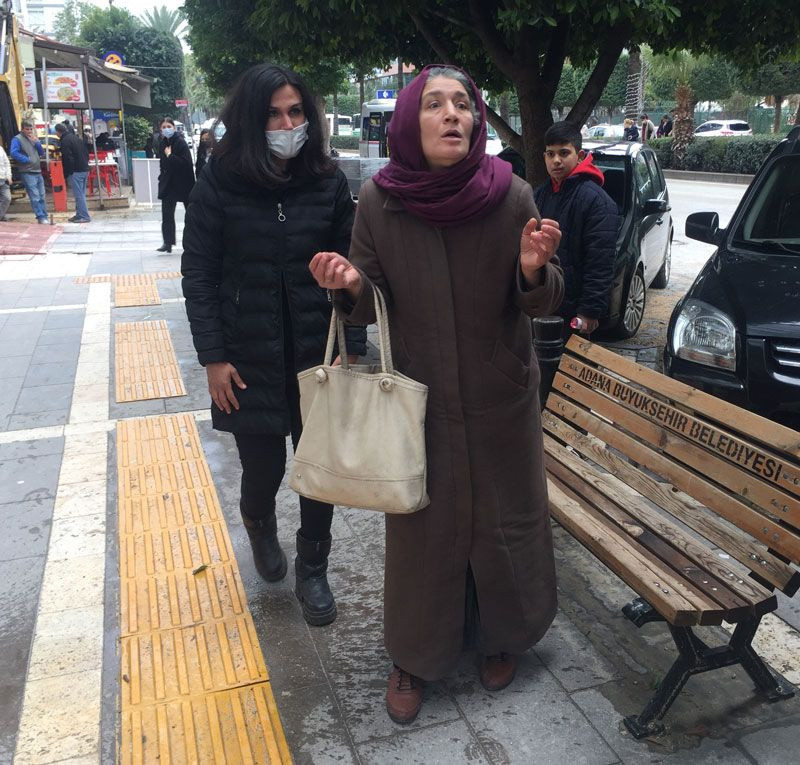 Adana'da görenler ağladı 'siz gidin bakın ben burada bekleyeceğim' kimse onu sakinleştiremedi - Resim: 1