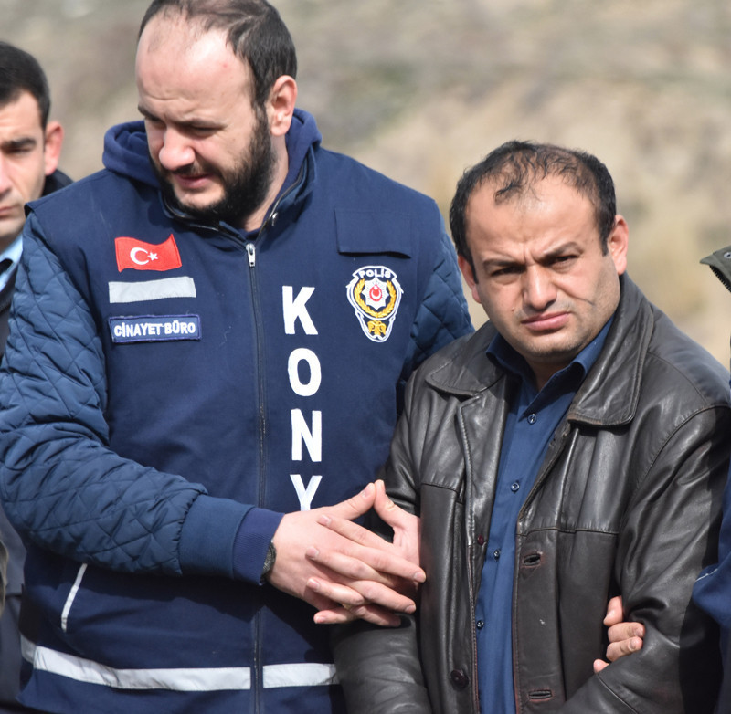 Amcası 'ya borcunu ver ya da eşini' deyince... - Resim: 4