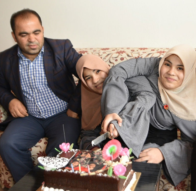 Siyam ikizlerine belediye ekiplerinden duygulandıran sürpriz - Resim: 3