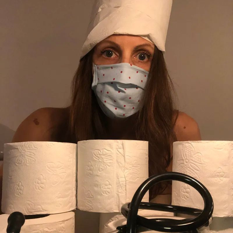 Almanya ve Fransa'da sağlık çalışanları çıplak! Yok böyle bir protesto - Resim: 4