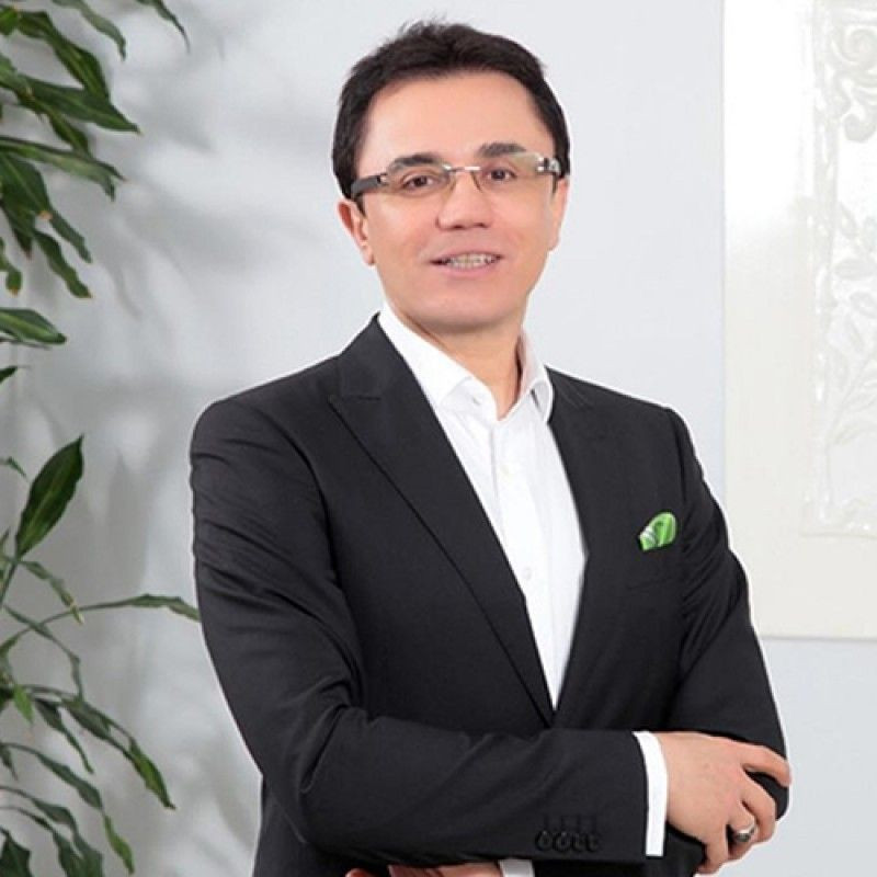 Ender Saraç'ın eşi korumayı o halde görünce tepki gösterdi! Birbirine girdiler - Resim: 3