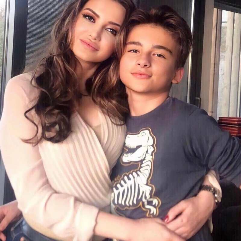 Bu kez gelen itiraflar değil kendisi şoke etti! Esra Ezmeci'nin hamilelik pozu olay oldu - Resim: 4