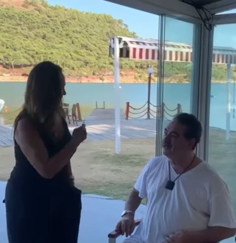 İbrahim Tatlıses ve Hülya Avşar'ın 'Haydi Söyle' videosu Instagram'ı salladı - Resim: 2