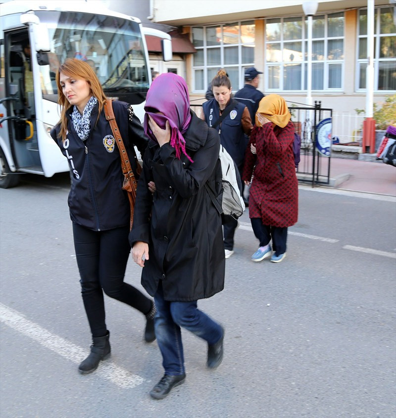 Paralı FETÖ ablaları! Gülen'den emir gelince...  - Resim: 2